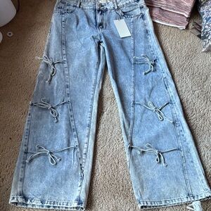 Chic Light Blue Wide Leg Jeans with Bow Details